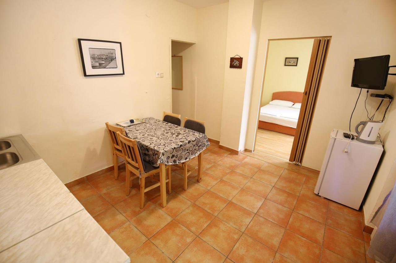 Apartmani Buca Biograd Na Moru Εξωτερικό φωτογραφία