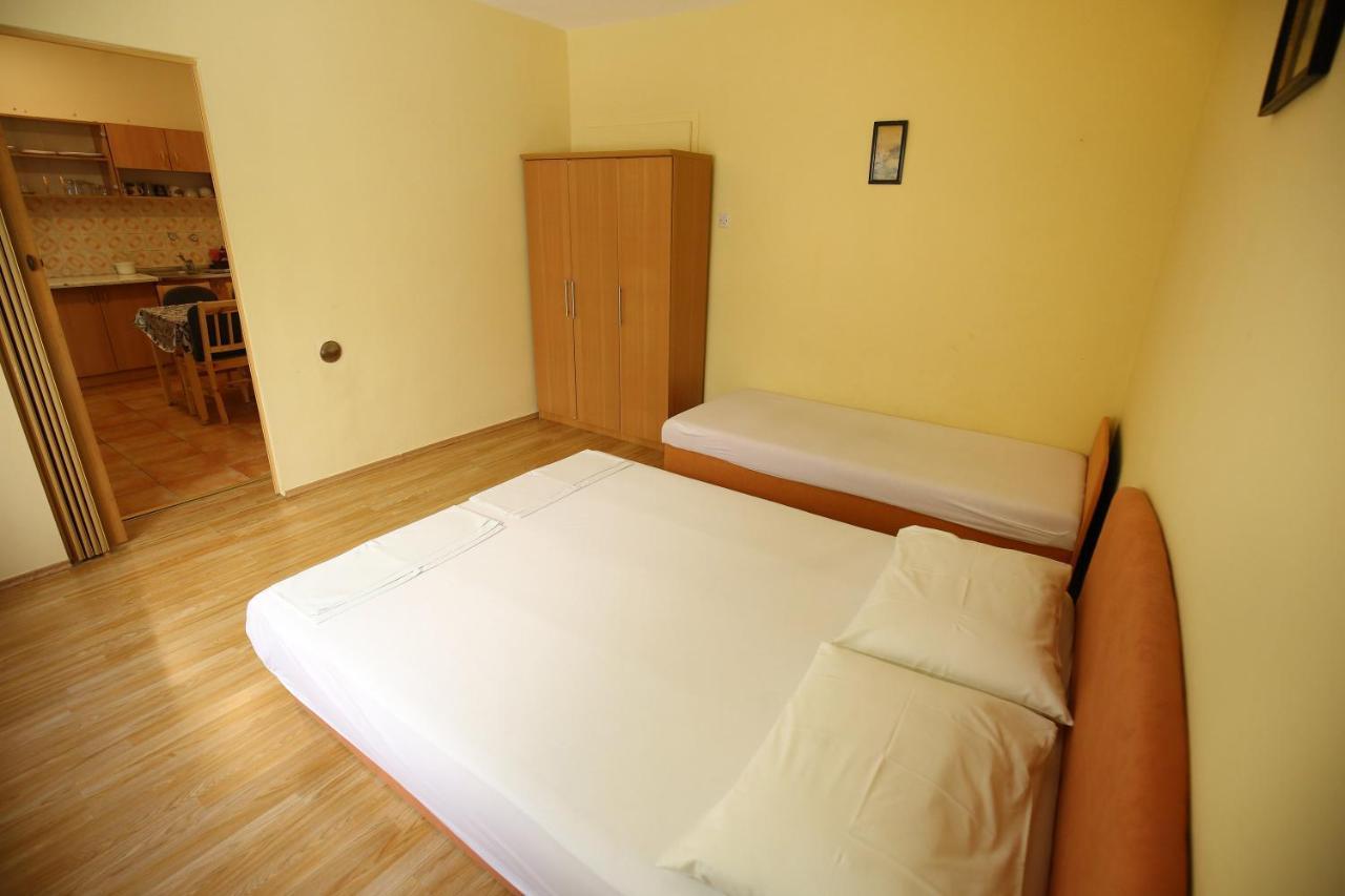 Apartmani Buca Biograd Na Moru Εξωτερικό φωτογραφία